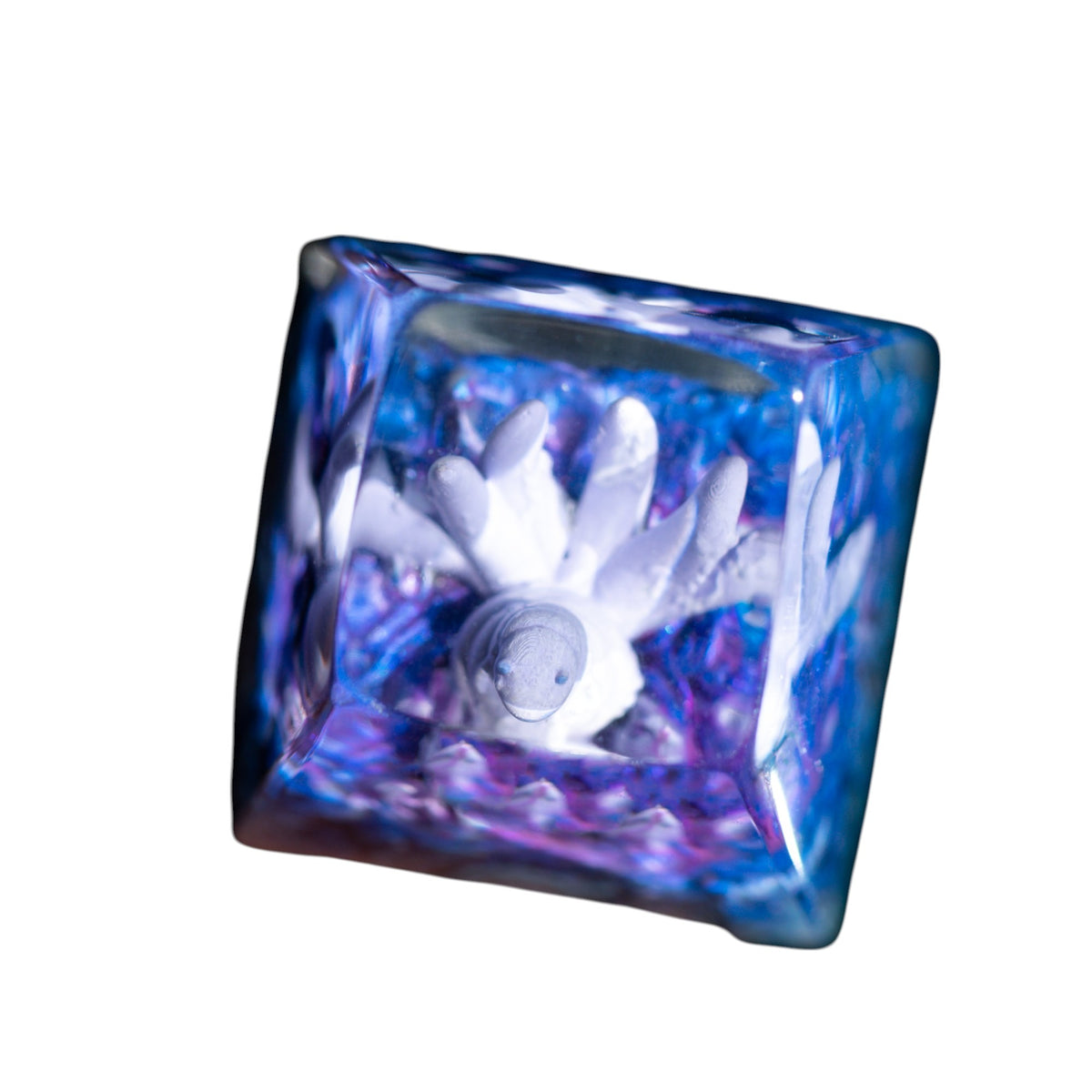Six-Tails resin artisan keycap